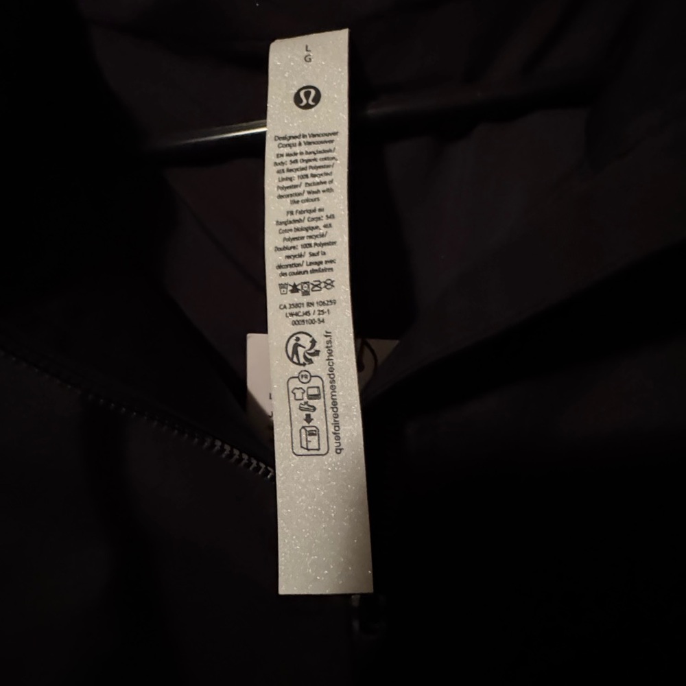 NWT Black Lululemon Water-Resistant Cropped Hooded Jacket - Picture 10 of 12